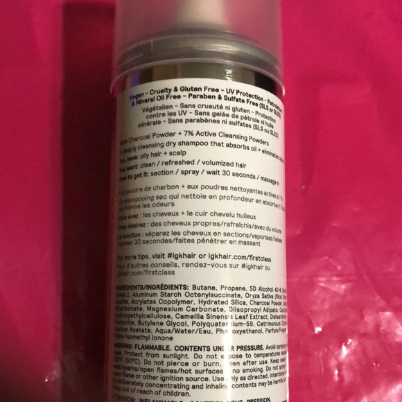 IGK First class charcoal detox dry shampoo - Picture 6 of 10